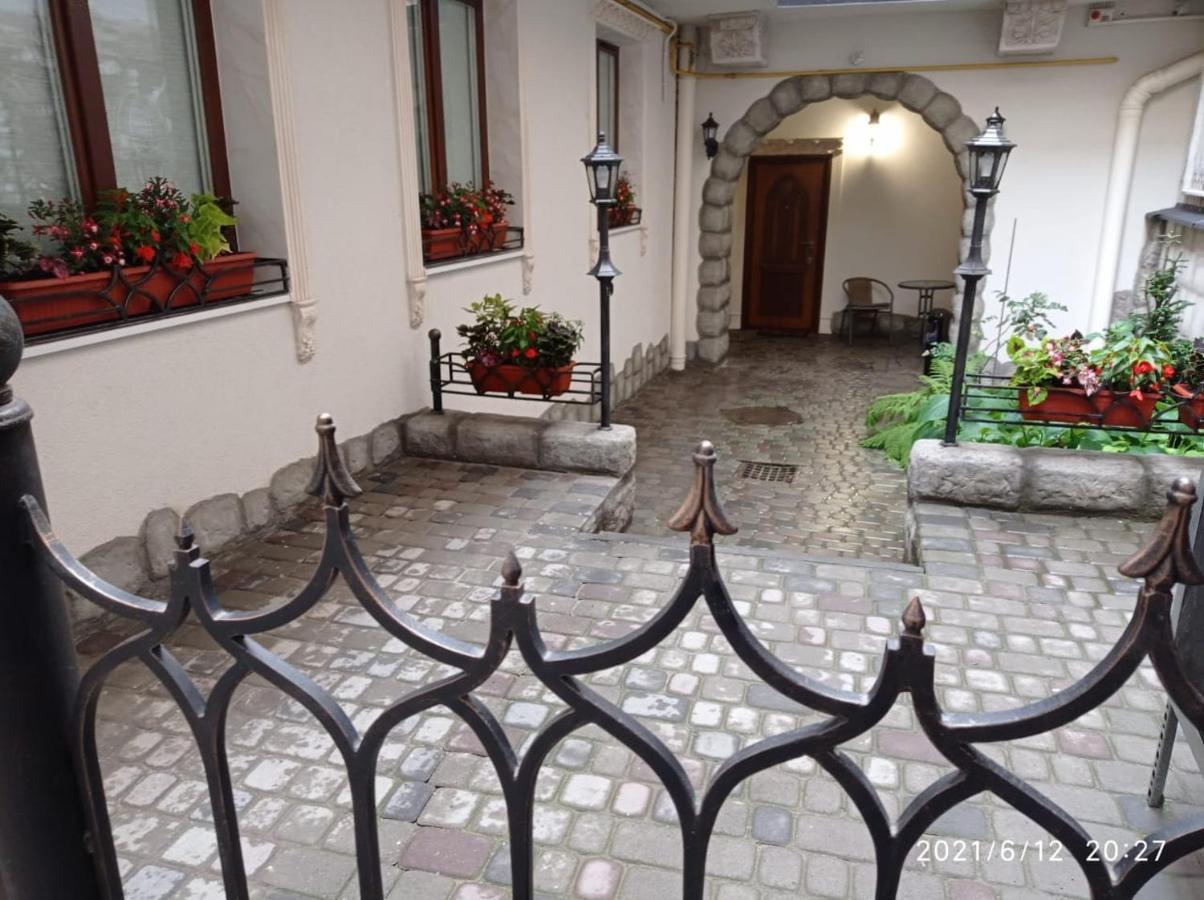 Rynok 25 Modern Lviv Center Apartment Exterior photo